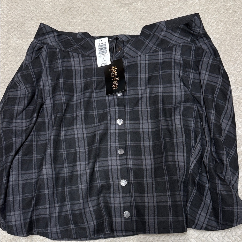 Torrid Charcoal and Black Checkered Mini Skirt